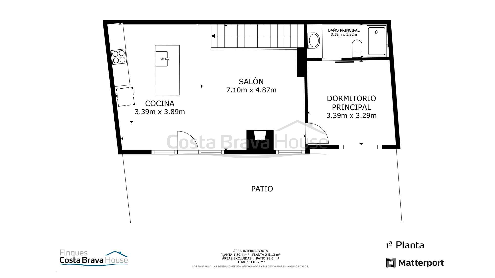 Casa de pueblo reformada en Begur con terraza y garaje