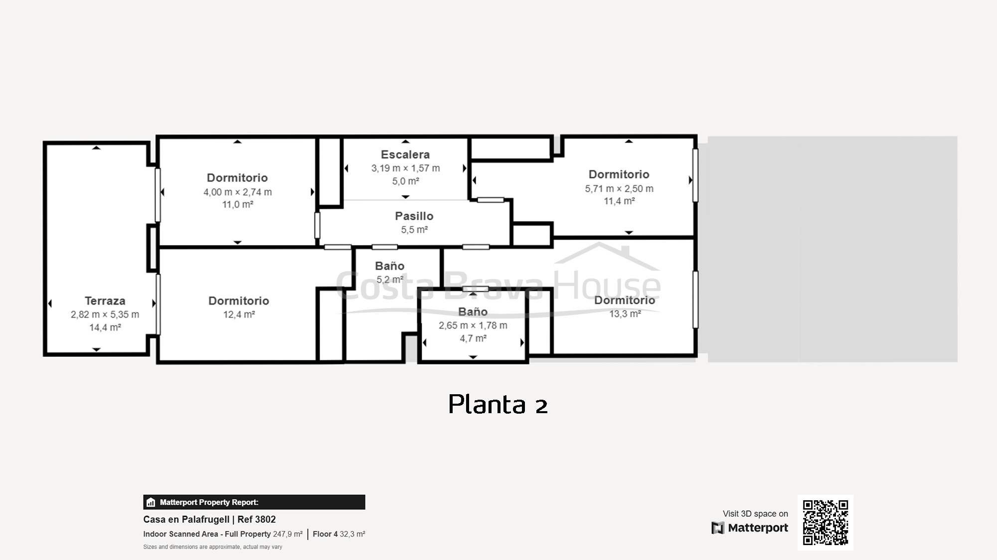 Casa adossada a Palafrugell centro, amb jardí i garatge