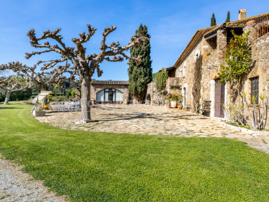 Stately 17th century Catalan country house for sale in Cruilles with 19 ha of land and outbuildings