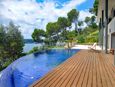 Fabulosa casa de luxe amb piscina desbordant en venda a Llafranc