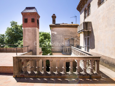 Very exclusive modernist villa for sale in the centre of Palafrugell