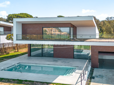 Exclusive contemporary design villa for sale in Mas Nou, Platja d'Aro - Luxury and beautiful views