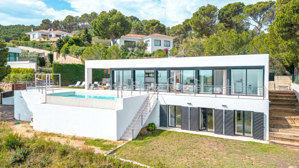 Contemporary villa in Begur with sea views and pool