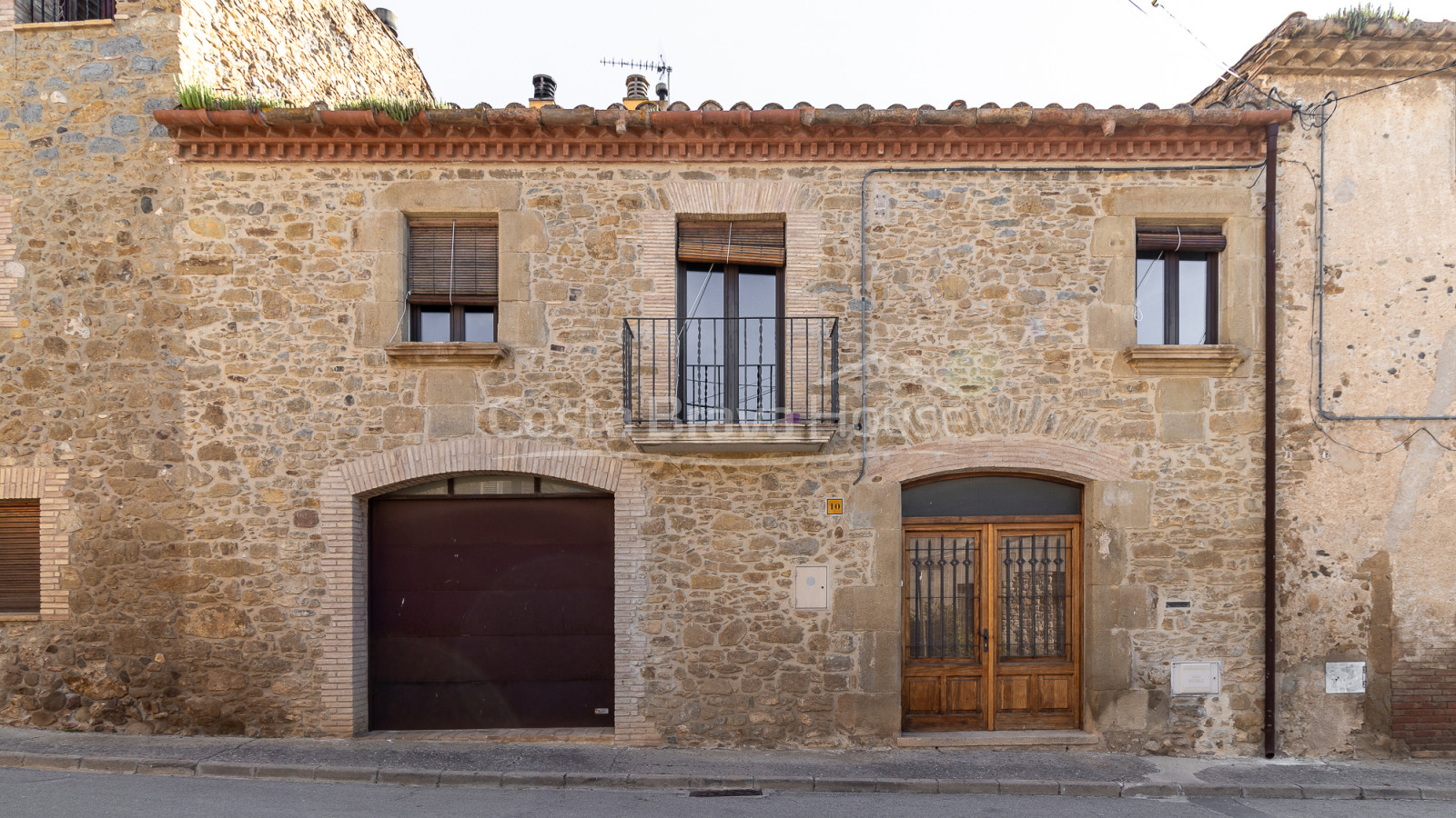 Casa de pueblo Corçà Baix Empordà jardín privado