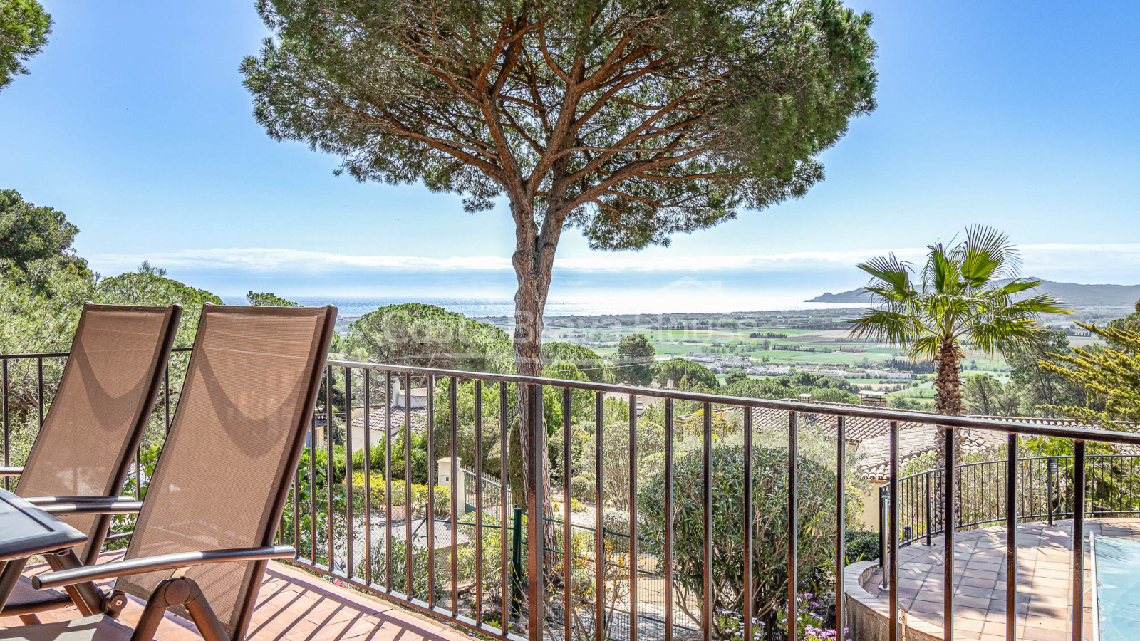 Propriété à vendre à L'Estartit avec vue sur la mer