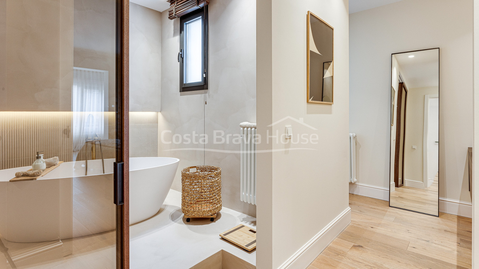 Renovated Modernist Penthouse Luxury Eixample Barcelona