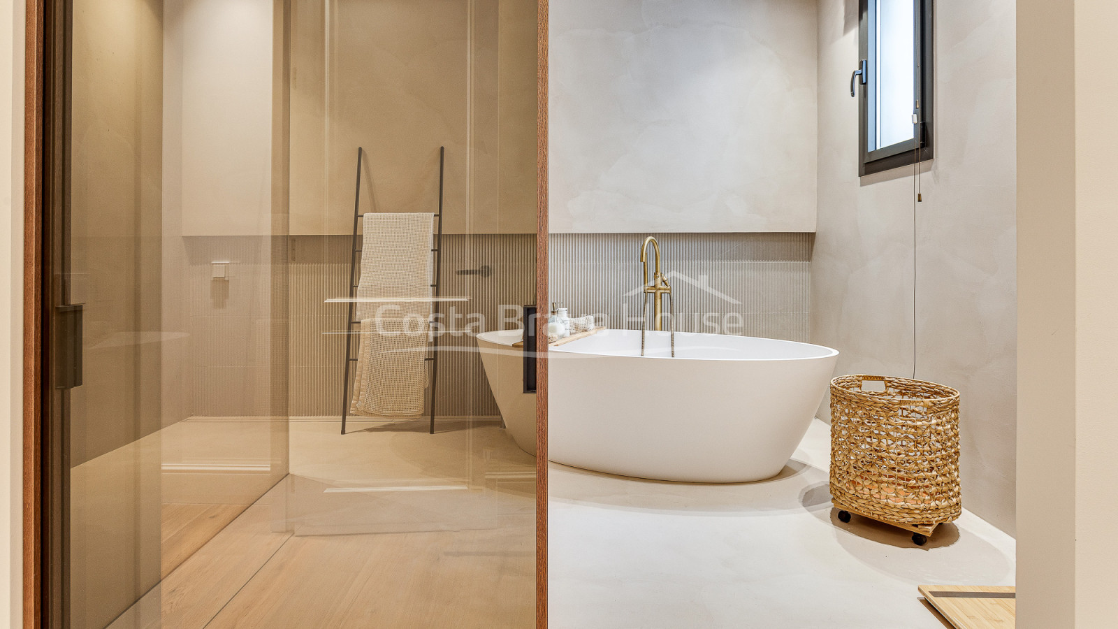 Renovated Modernist Penthouse Luxury Eixample Barcelona