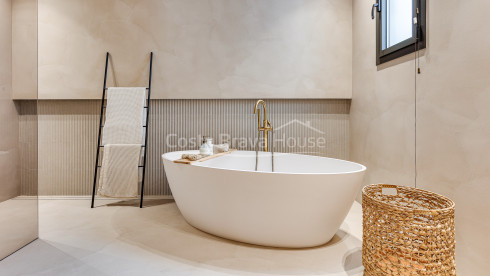 Renovated Modernist Penthouse Luxury Eixample Barcelona