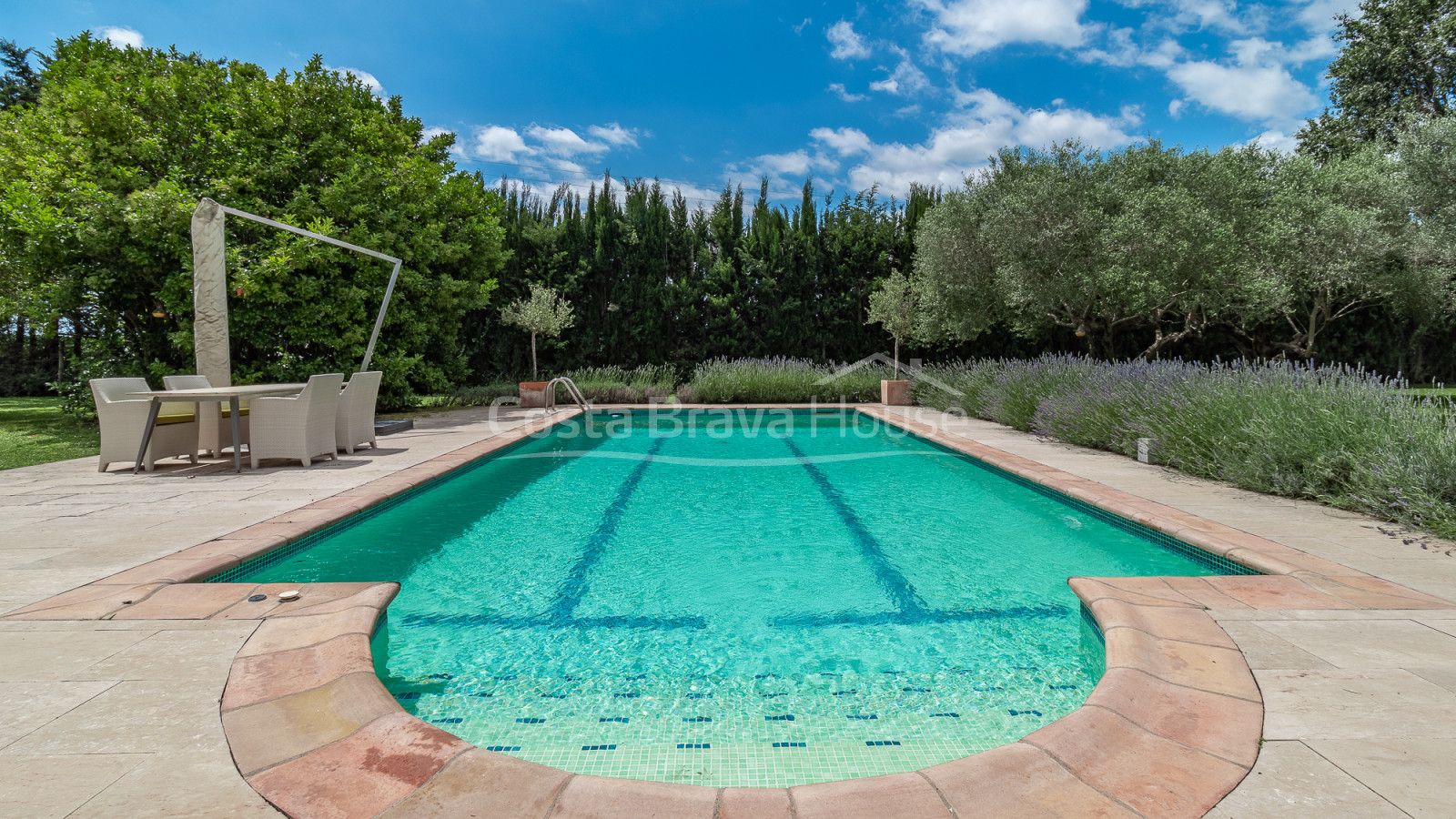 Maison de campagne Parlavà Baix Empordà Jardin et piscine