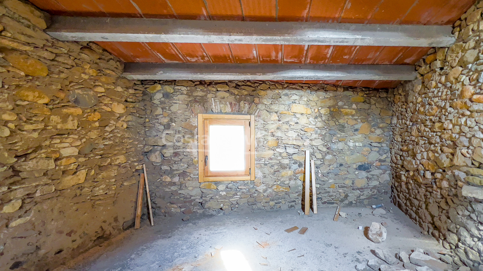 Maison en pierre à Corçà Baix Empordà idéale pour rénovation