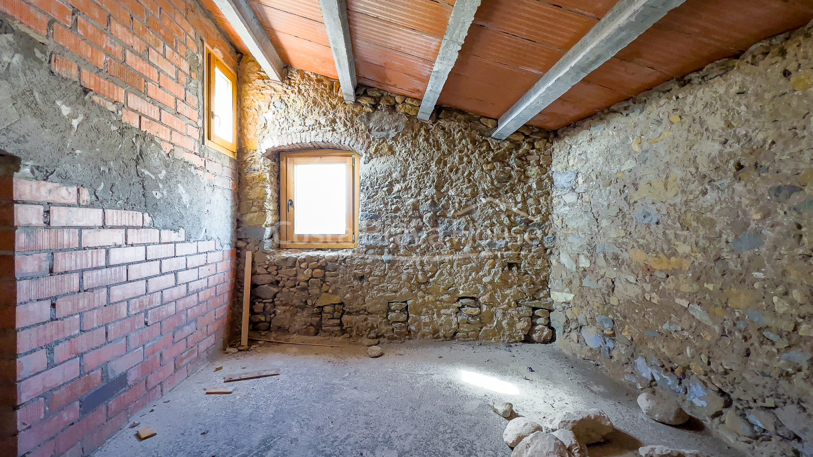 Casa de piedra en Corçà Baix Empordà ideal para reforma