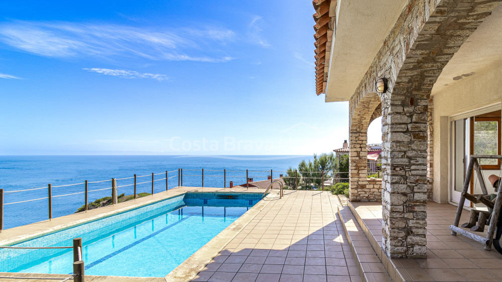 Casa en Aiguafreda Begur con increíbles vistas al mar