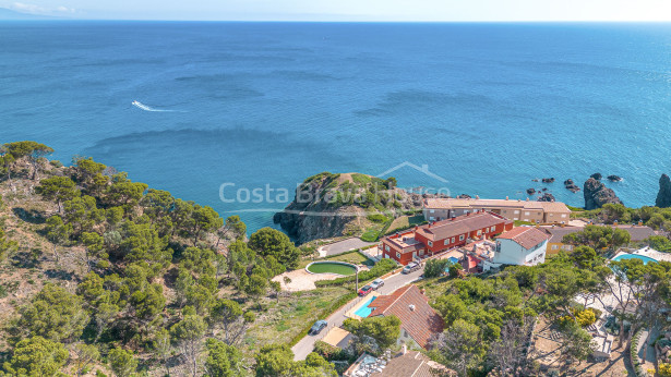 House in Aiguafreda Begur with incredible sea views