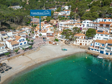 Maison à vendre à Sa Tuna (Begur) à quelques pas de la plage, avec une vue imprenable sur la mer