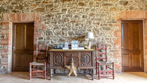 18th-century country house for sale in Baix Empordà with poo