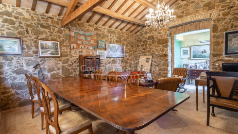 Masía s. XVIII en venta en Baix Empordà con piscina