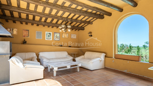 Masía s. XVIII en venta en Baix Empordà con piscina