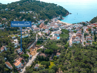 Maison avec garage à vendre à Tamariu, à moins de 5 min à pied de la plage