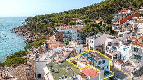 Maison à Tamariu, à 1 minute de la plage, avec vue sur la mer