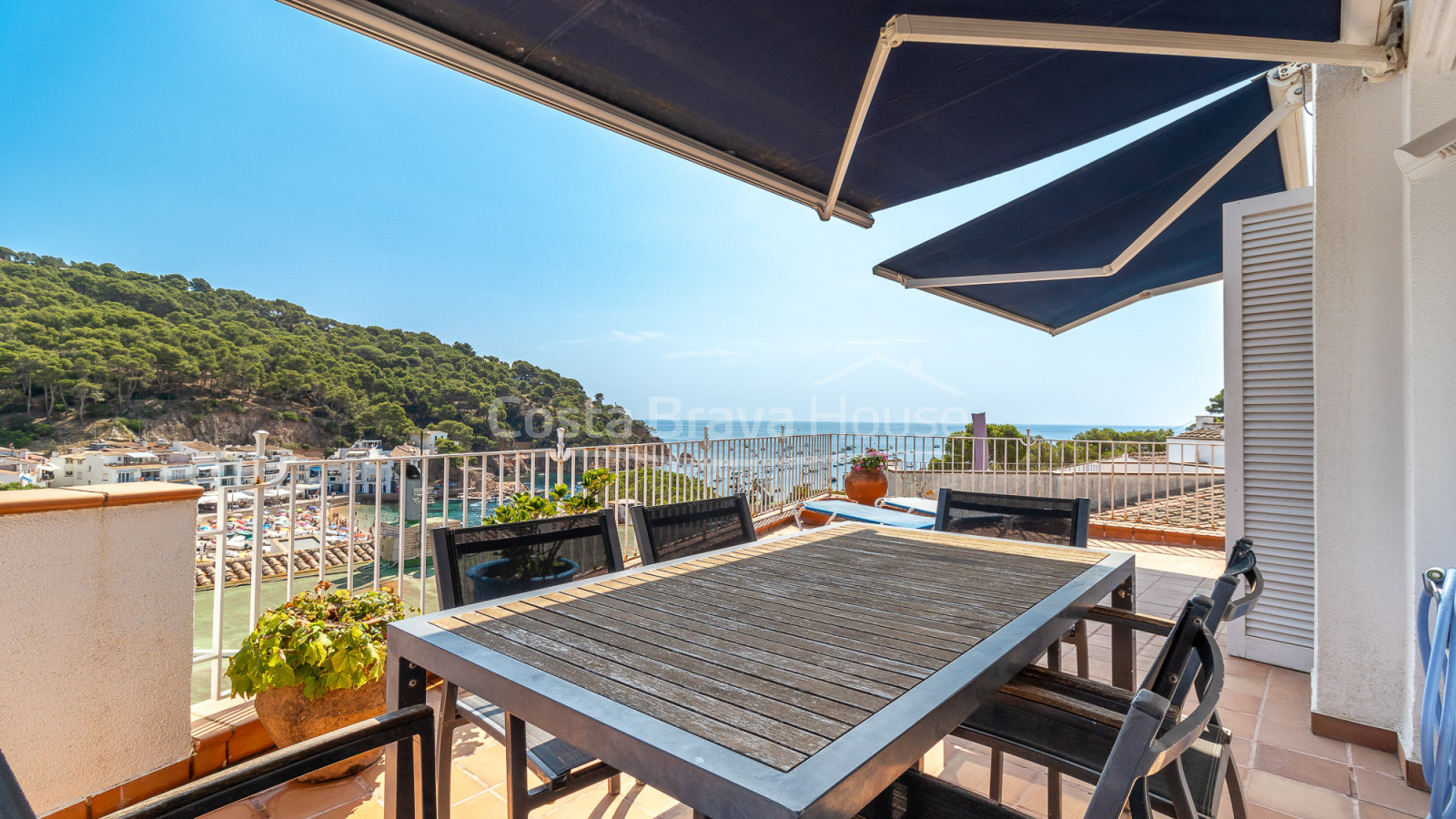 Maison à Tamariu, à 1 minute de la plage, avec vue sur la mer