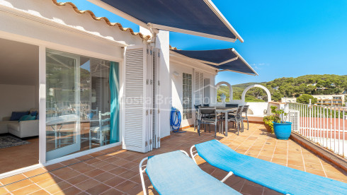 Maison à Tamariu, à 1 minute de la plage, avec vue sur la mer