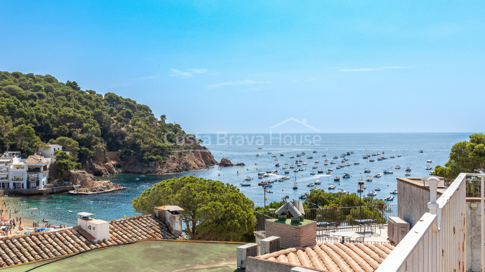 Maison à Tamariu, à 1 minute de la plage, avec vue sur la mer