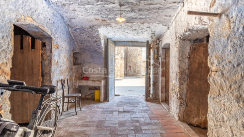 Casa de piedra en Corçà Baix Empordà para rehabilitar