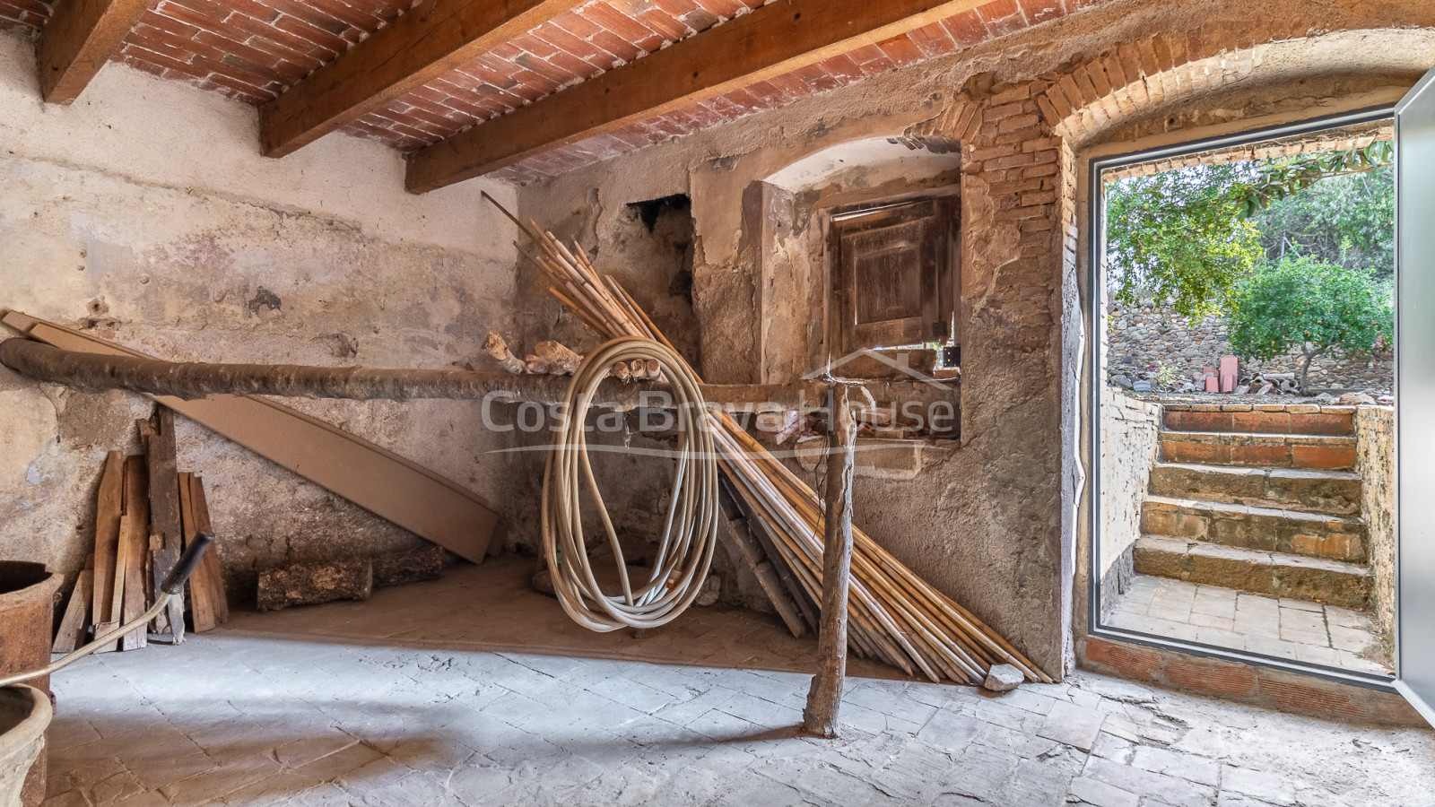 Casa de piedra en Corçà Baix Empordà para rehabilitar