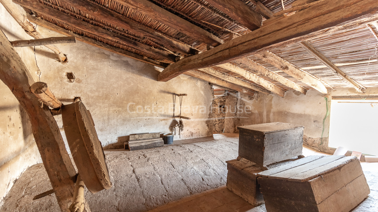 Casa de piedra en Corçà Baix Empordà para rehabilitar