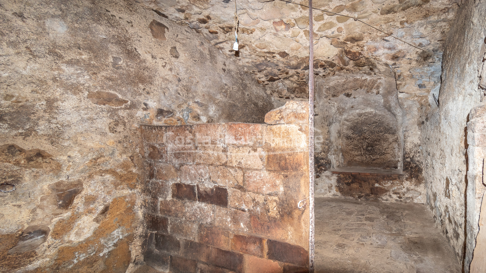 Casa de piedra en Corçà Baix Empordà para rehabilitar