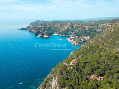 Terreno de 6 ha. con impresionante panorámica en venta en Begur