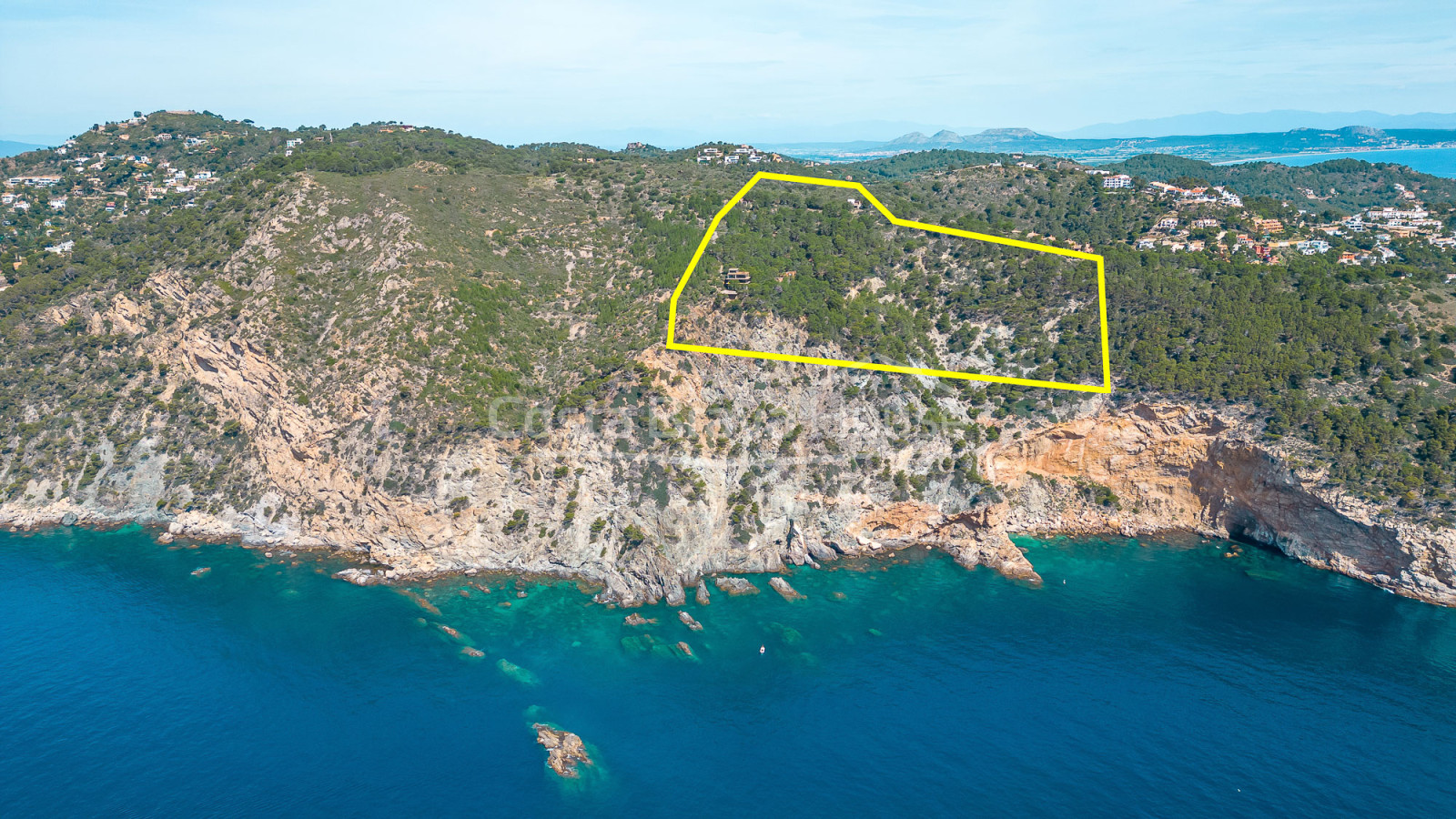 Land of 6 ha. with stunning panoramic views for sale in Begur