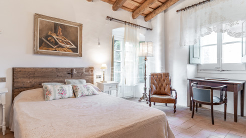 Old renovated rectory in the historic center of Rupià, Baix Empordà