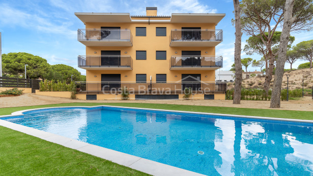 Apartamento Obra Nueva en Pals Cerca Playa y Golf