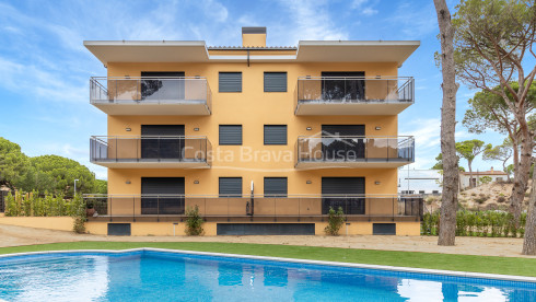 Apartamento Obra Nueva en Pals Cerca Playa y Golf