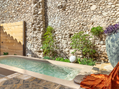 Renovated historic house for sale in Ventalló, Alt Empordà, with pool, terrace, and luxury finishes