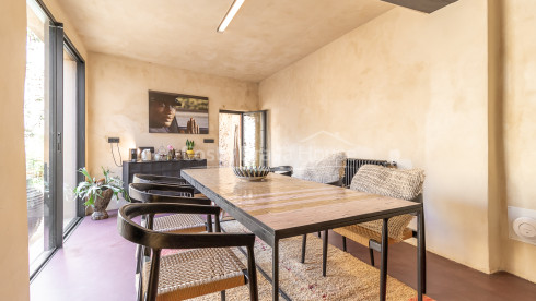 Casa histórica reformada en venta en Ventalló Al Empordà