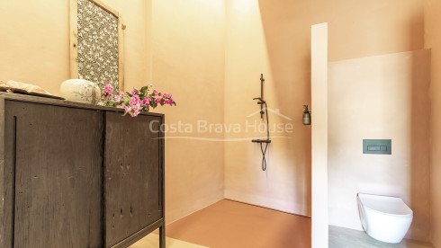 Renovated historic house for sale in Ventalló Al Empordà