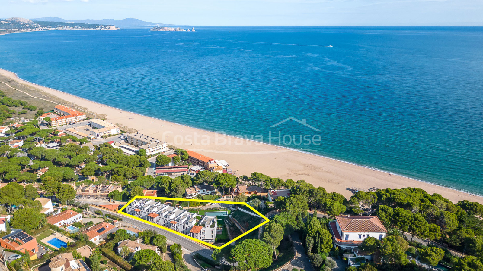 Appartement avec piscine et garage entre Begur Sa Riera et Pals