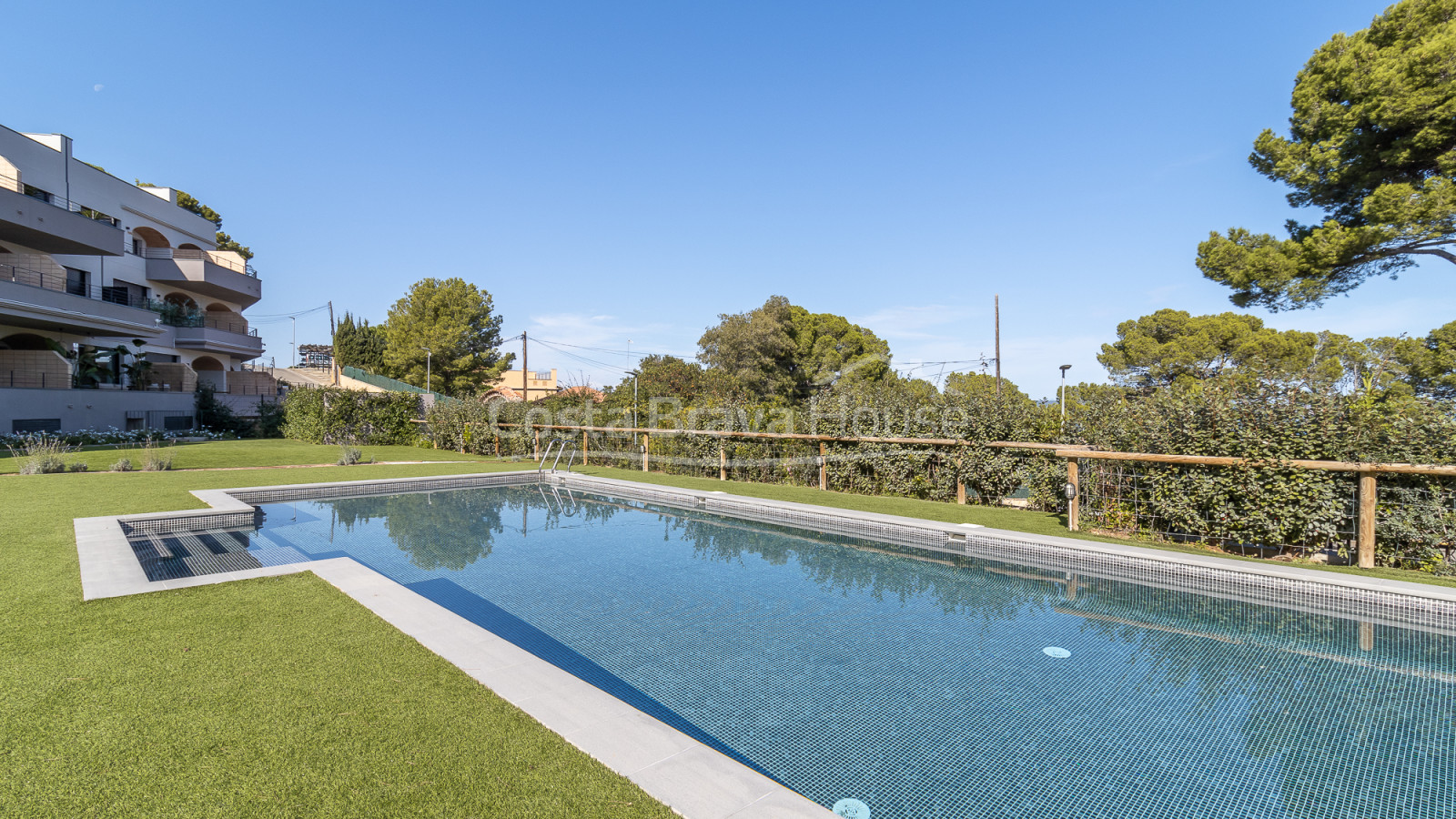 Appartement avec piscine et garage entre Begur Sa Riera et Pals