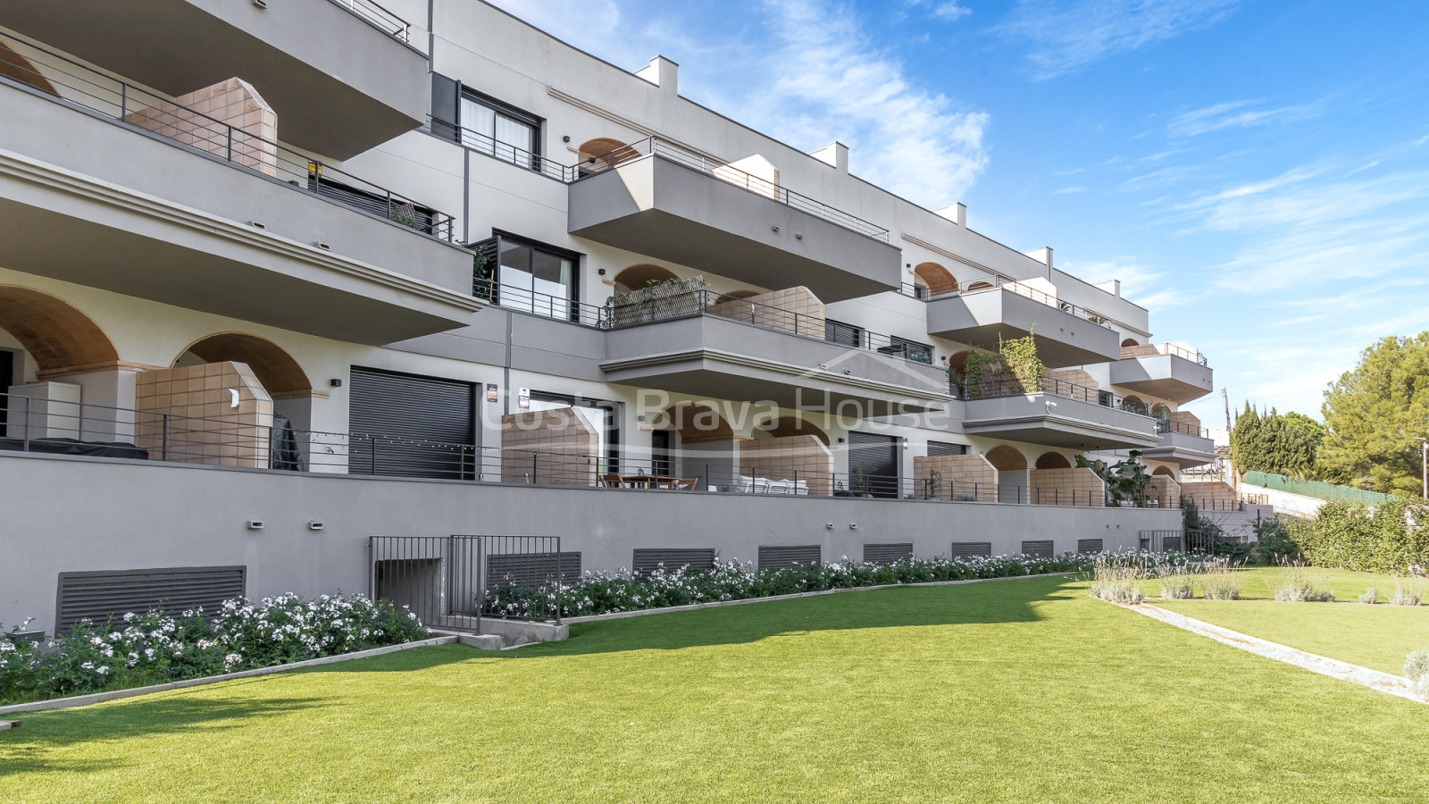 Appartement avec piscine et garage entre Begur Sa Riera et Pals