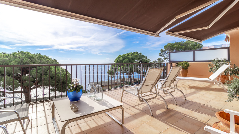 Apartamento dúplex con vistas al mar en Llafranc, Costa Brava