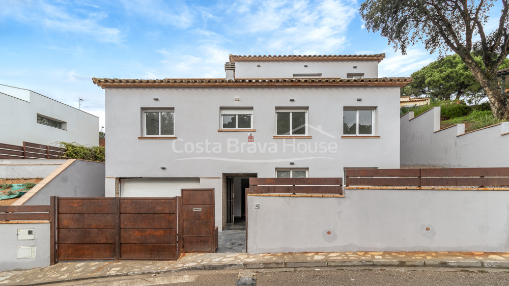 Casa nova a Residencial Begur, Costa Brava