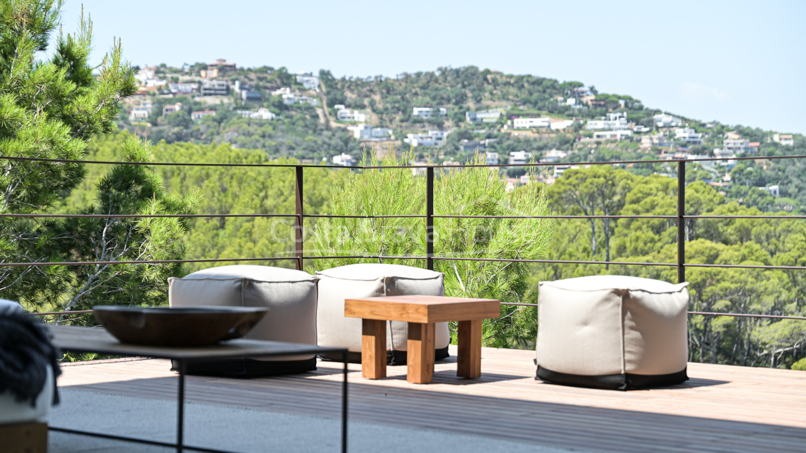 Maison de design moderne à vendre à Begur Sa Riera, avec piscine et vue imprenable sur la mer