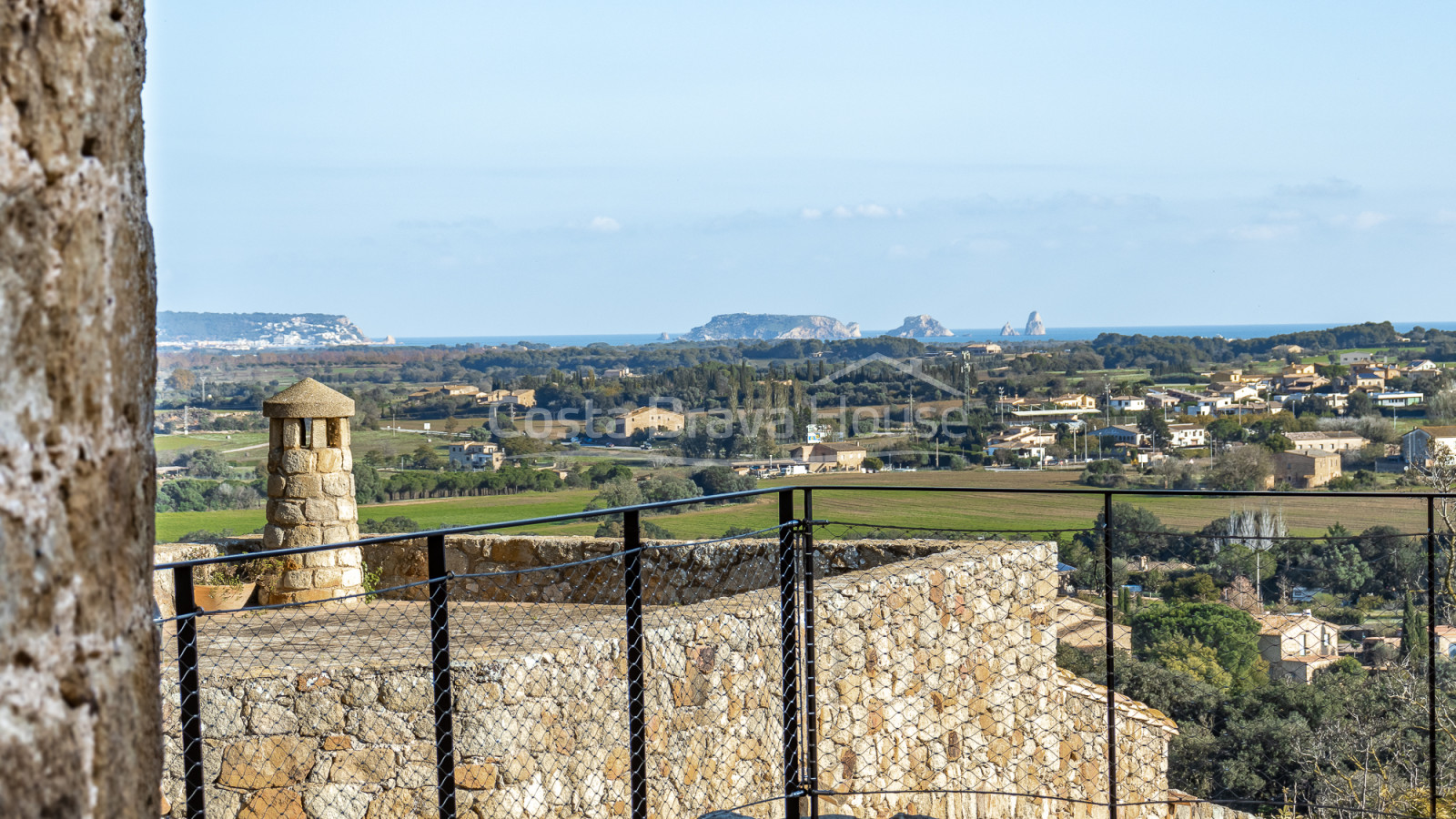 Maison historique rénovée à Pals, Costa Brava