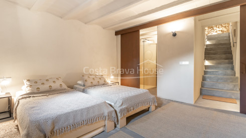 Casa histórica renovada en Pals, Costa Brava