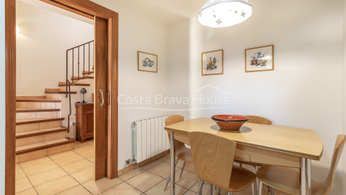 Terraced house in the centre of Palafrugell, with garden and garage