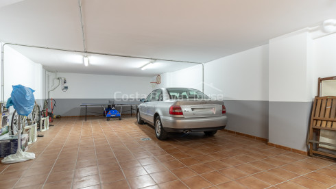 Maison jumelée au centre de Palafrugell, avec jardin et garage