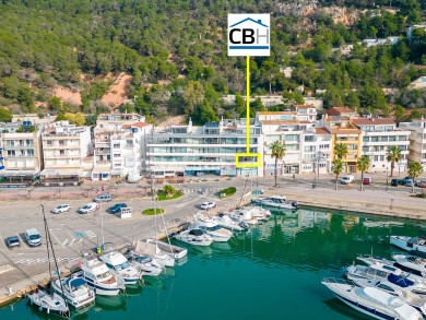 Appartement avec terrasse, garage et vue sur le port en première ligne à L’Estartit à vendre