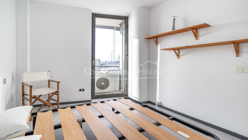 Apartment overlooking the harbor in L’Estartit, with terrace and garage